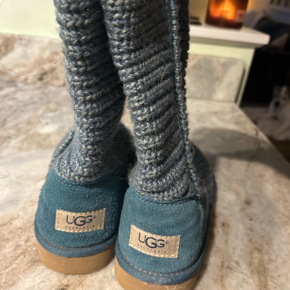 Kids UGGS - Picture 4 of 4